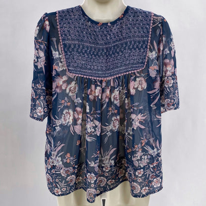 Size M KNOX ROSE Floral Shirt