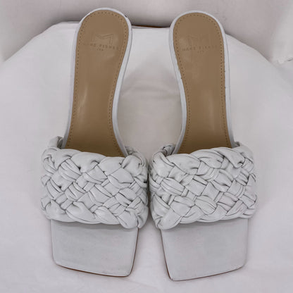 White W Shoe Size 8 MARC FISHER Sandals
