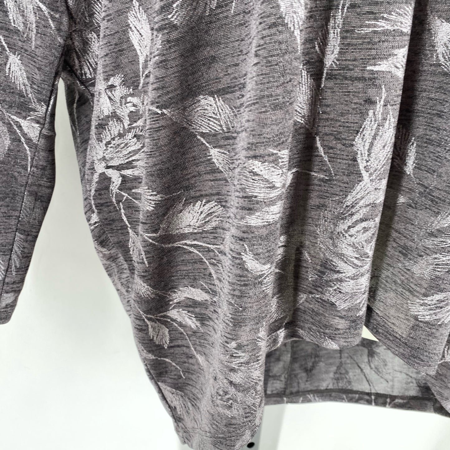 Size XL WHITE HOUSE BLACK FLOWERS Shirt