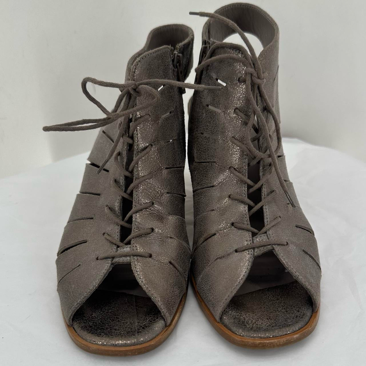 Bronze W Shoe Size 7 PAUL GREEN Sandals