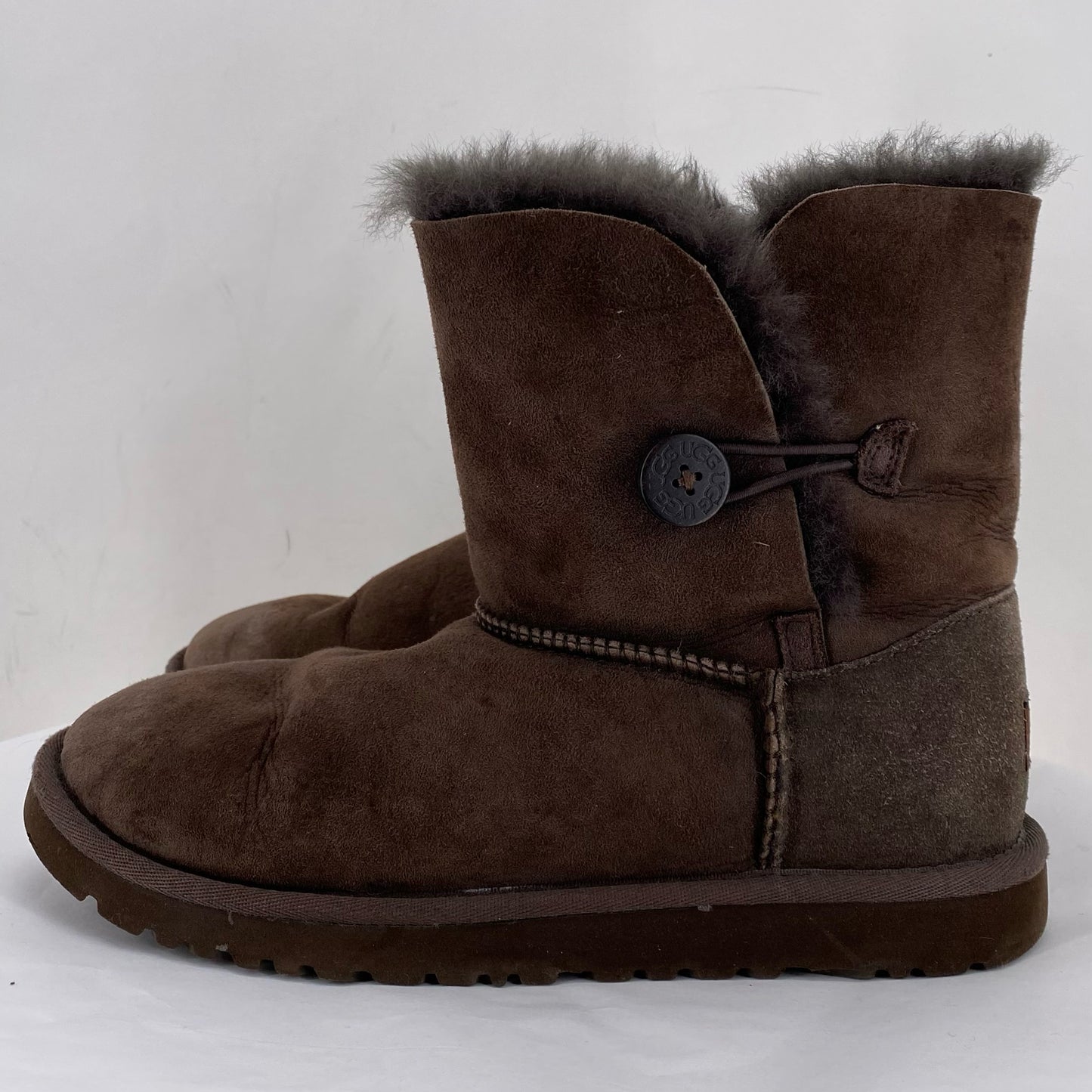 BROWN W Shoe Size 6 UGG Boots