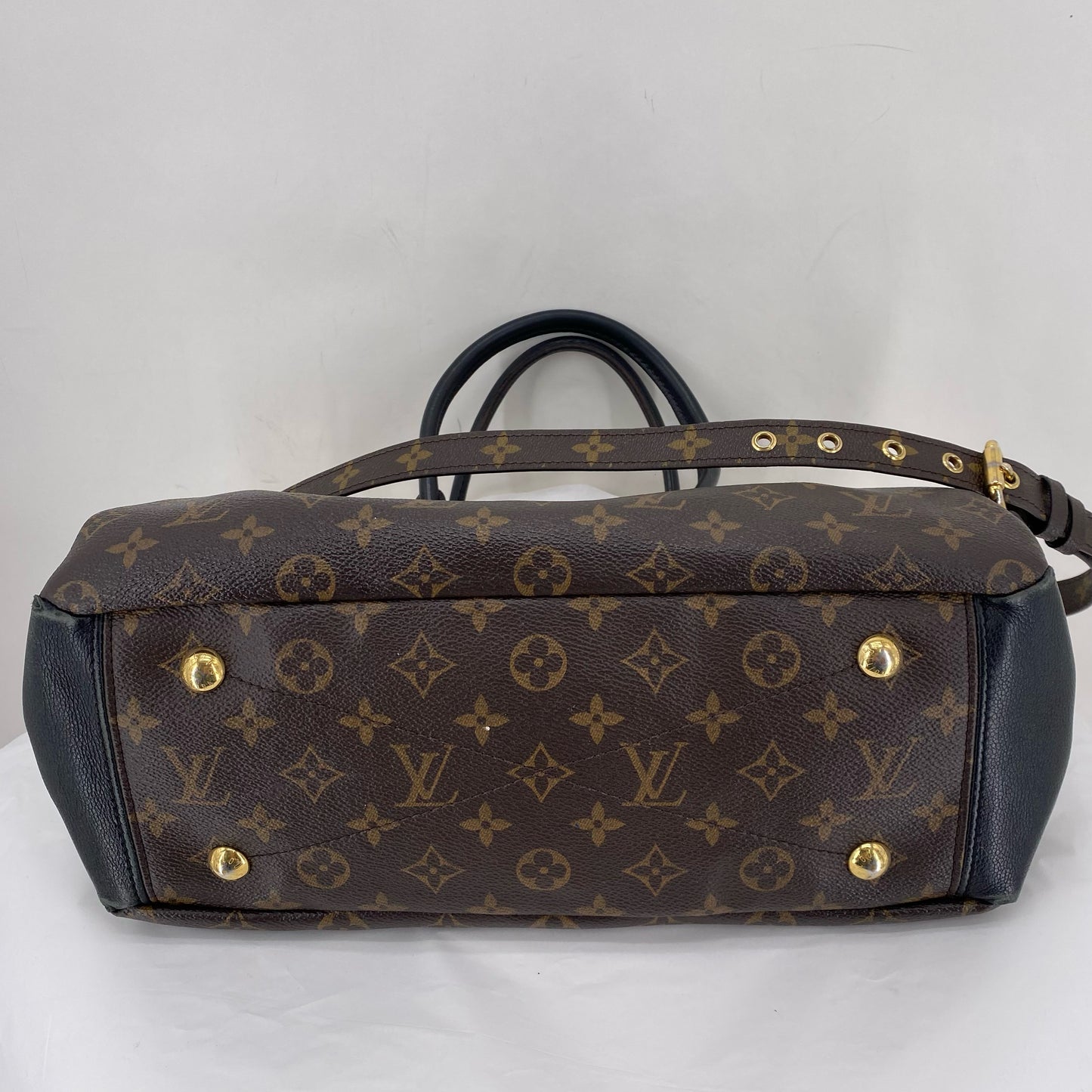 BROWN LOUIS VUITTON Shoulder Bag