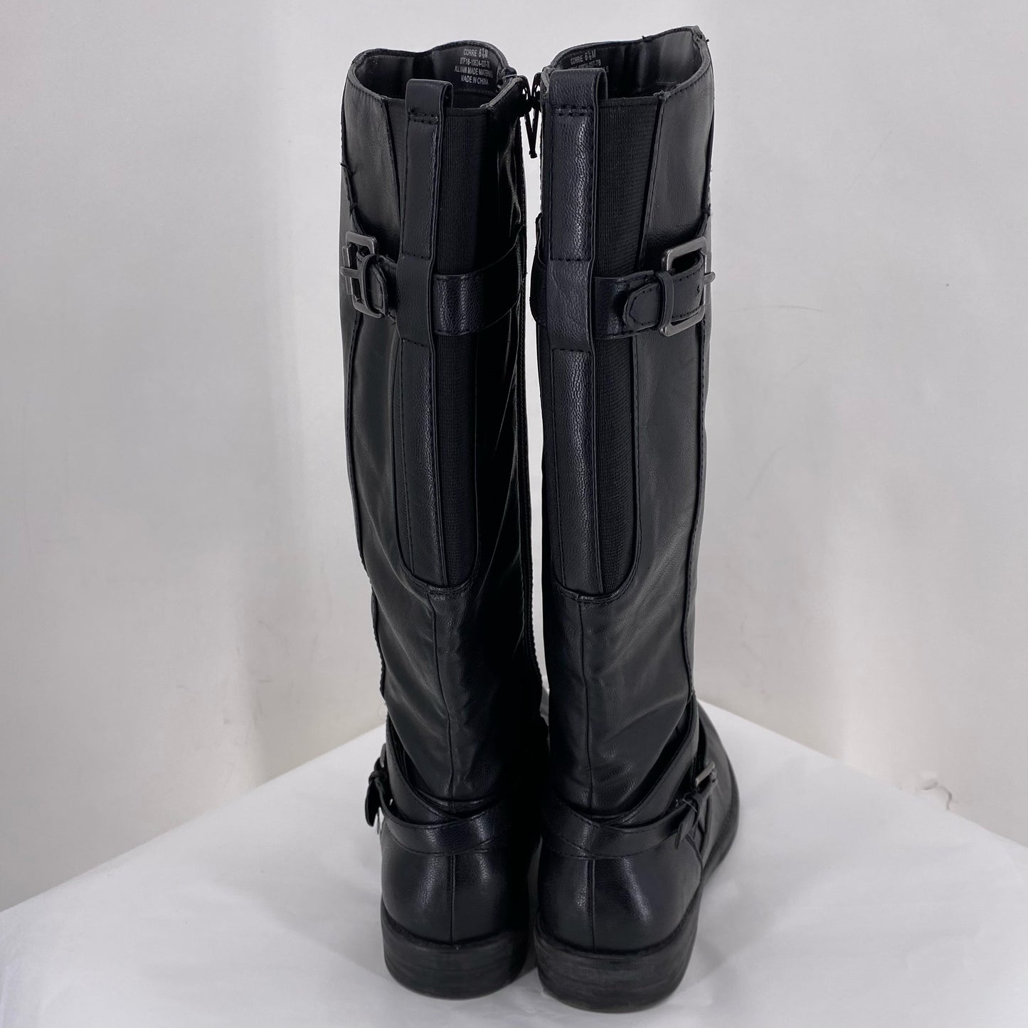 Black W Shoe Size 6.5 BARE TRAPS Boots
