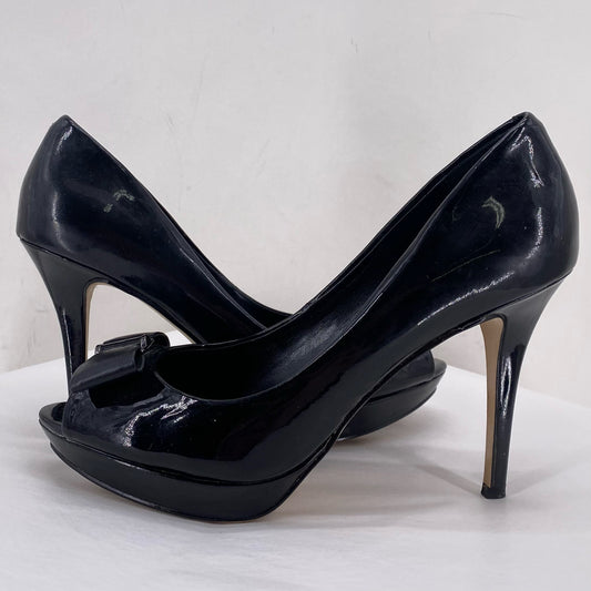 Black W Shoe Size 7 WHITE HOUSE BLACK Heels