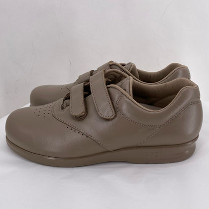 BROWN W Shoe Size 8.5 SAS Sneakers