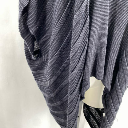 Size M EILEEN FISHER Shirt