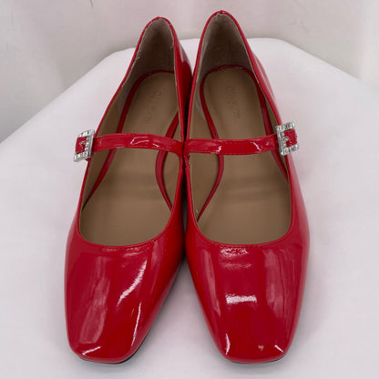 Red W Shoe Size 8.5 ON 34TH Flats