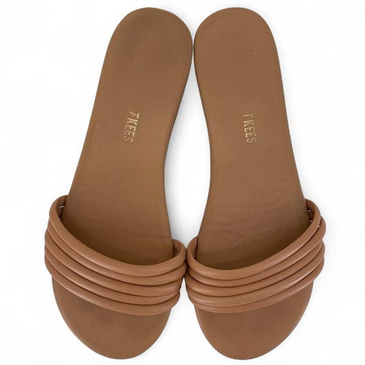Taupe W Shoe Size 10 Sandals