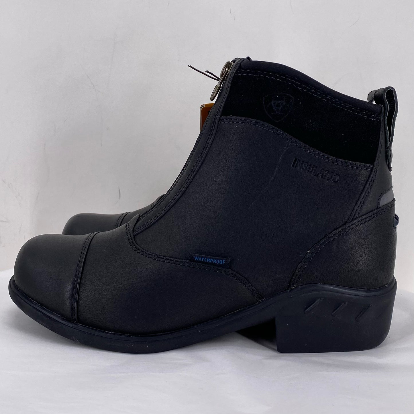 Black W Shoe Size 7 ARIAT Boots