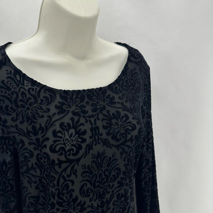 Size M KAREN KANE FLOWERS Shirt