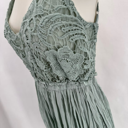 Size M R2 Dress