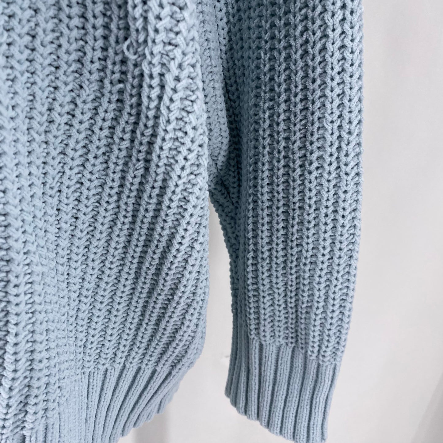 Size L AERIE Sweater