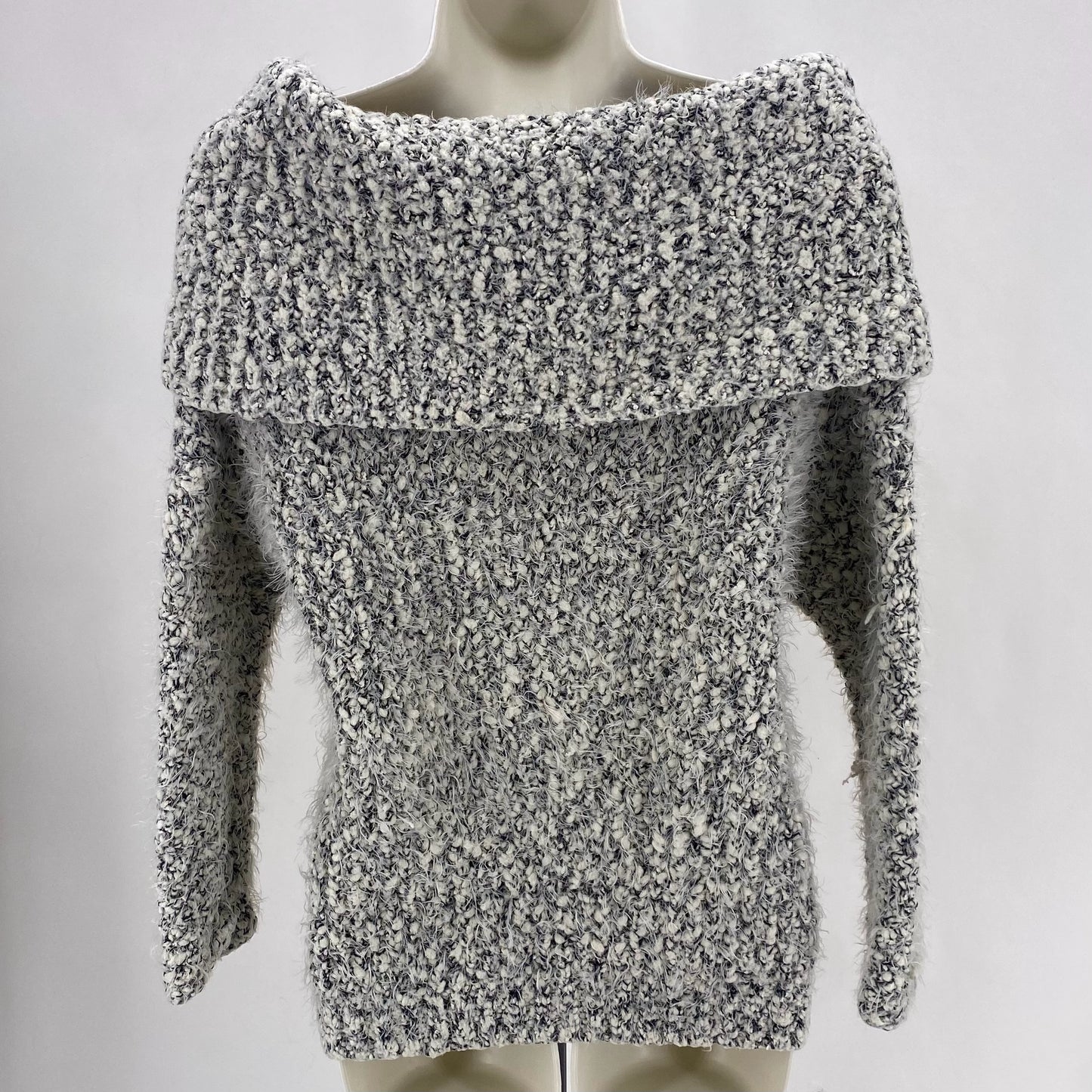 Size S jodifel Sweater