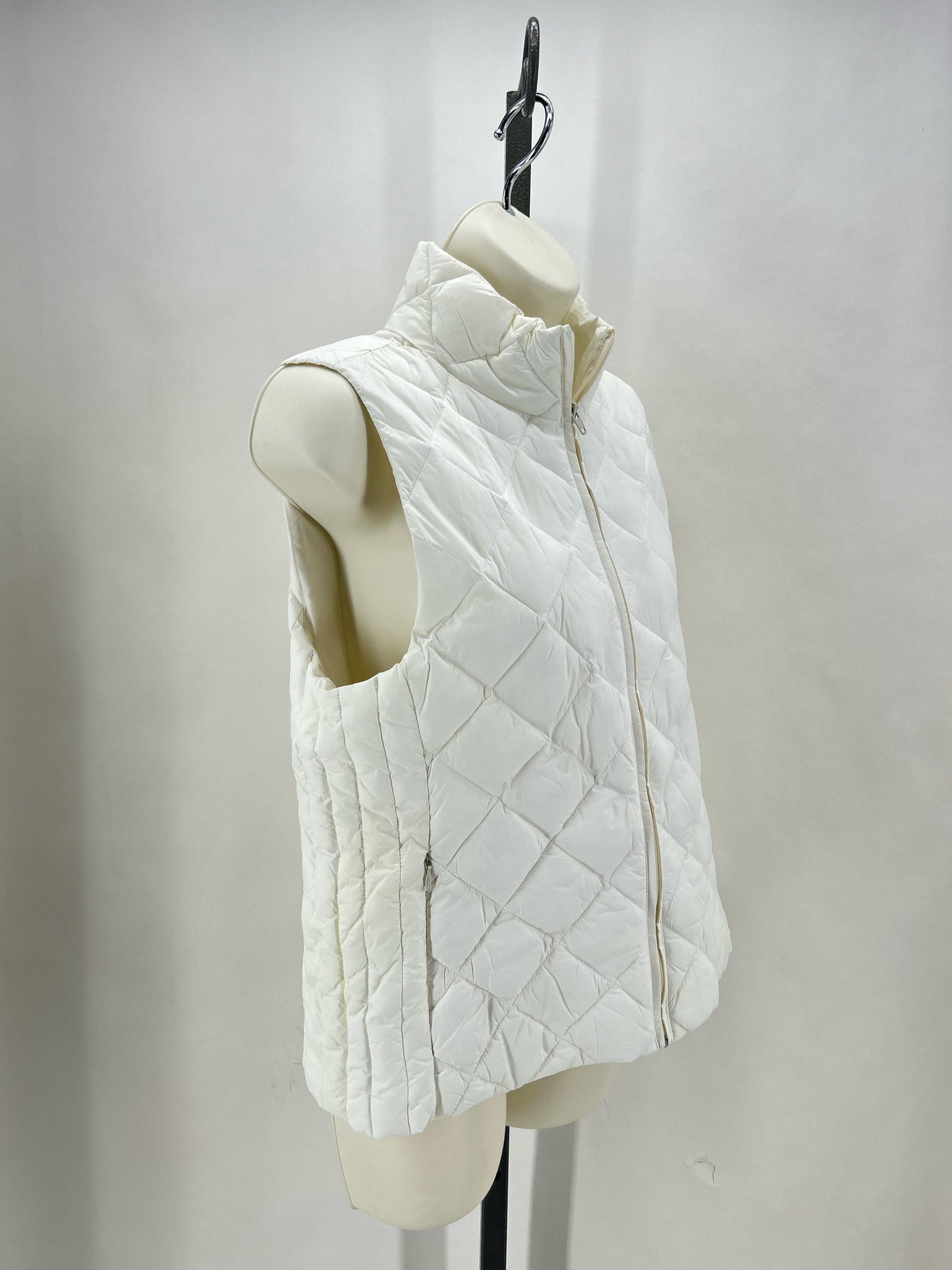 Size S LOFT VEST-OUTDOOR