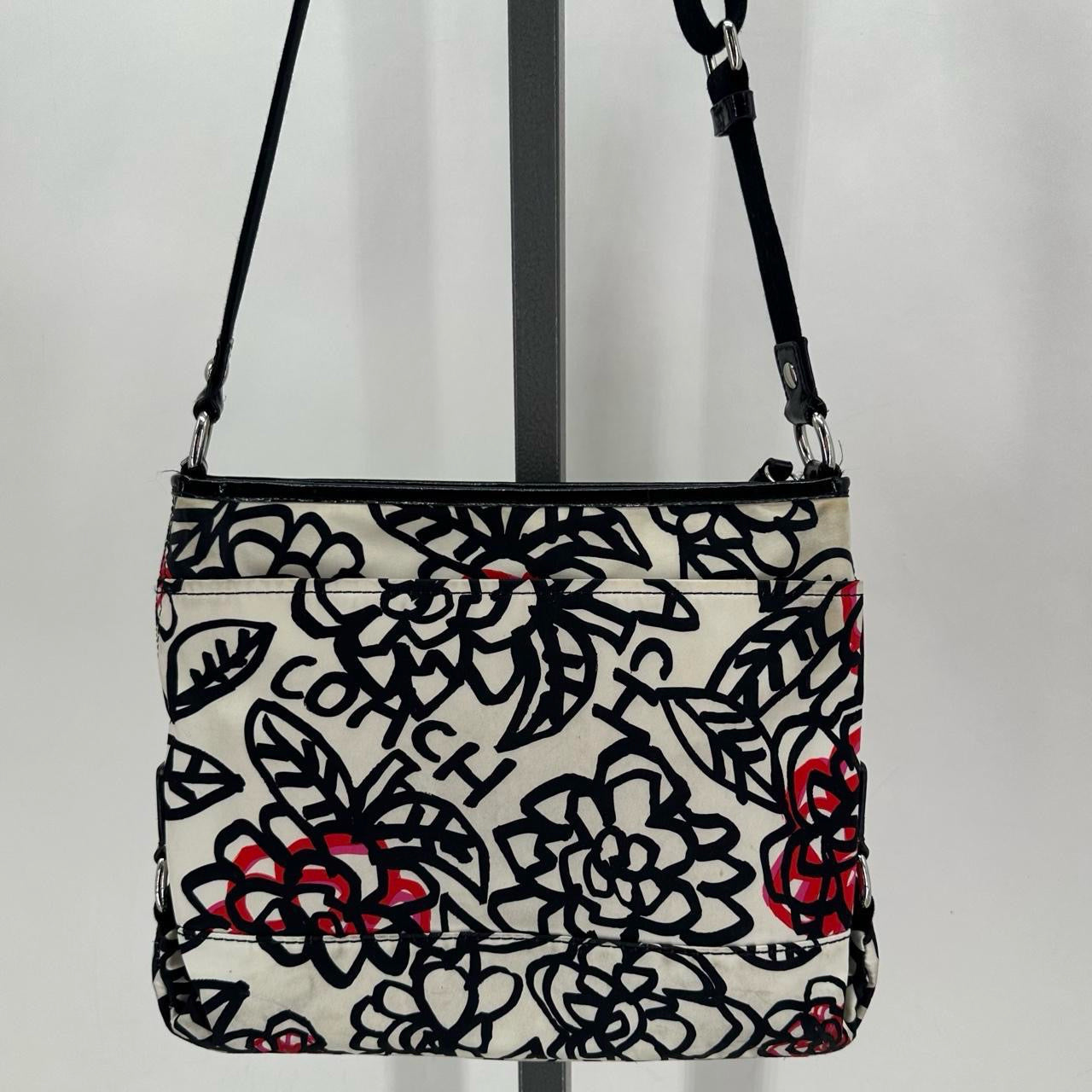 BLACK/WHITE COACH Shoulder Bag