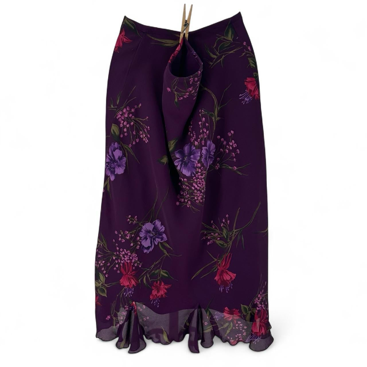 Size 6 KARIN STEVENS FLOWERS Skirt