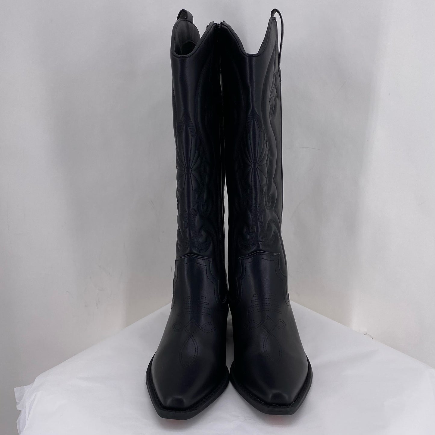 Black W Shoe Size 6.5 TORRID Boots