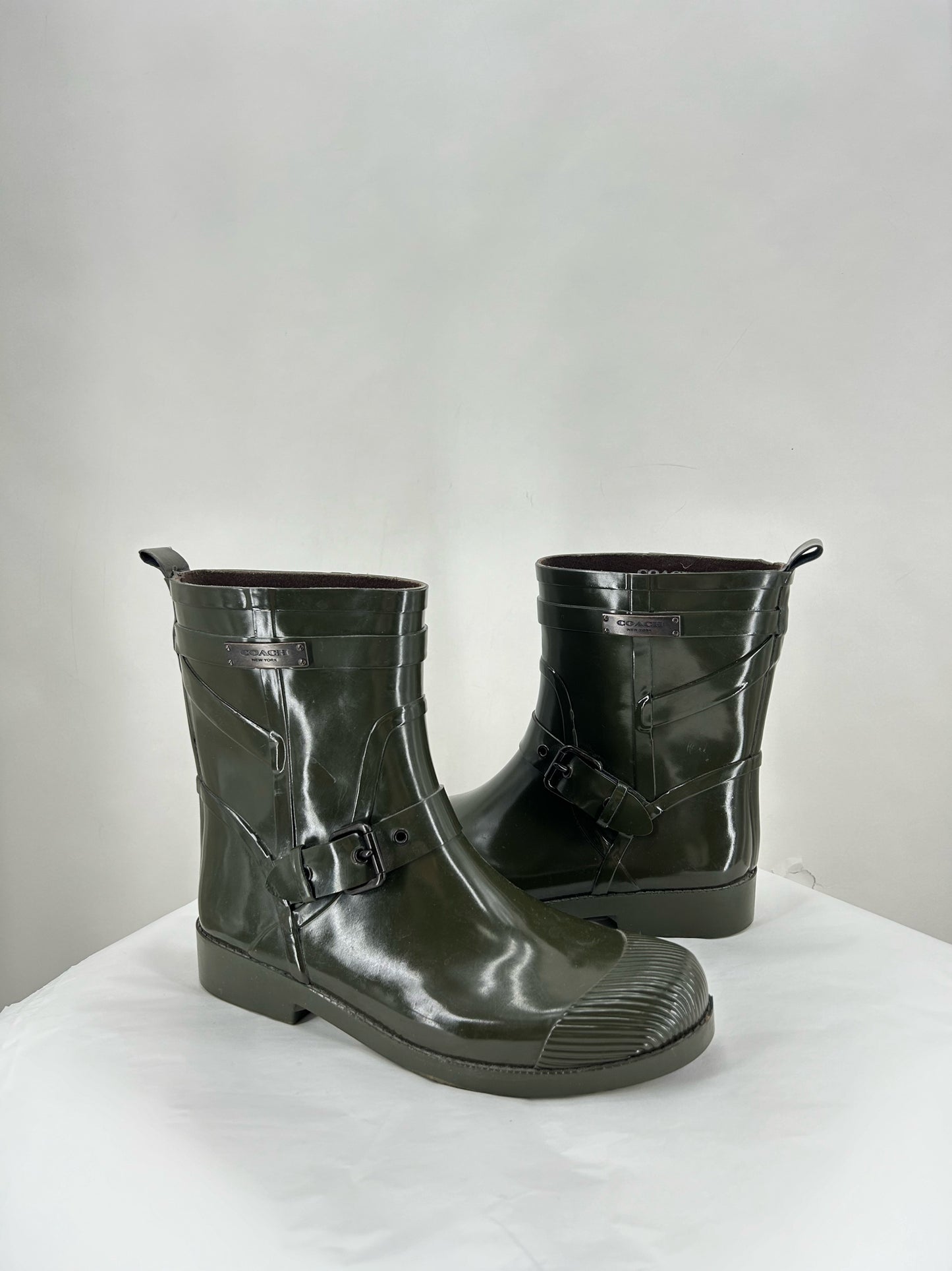 Green W Shoe Size 8 COACH Boots