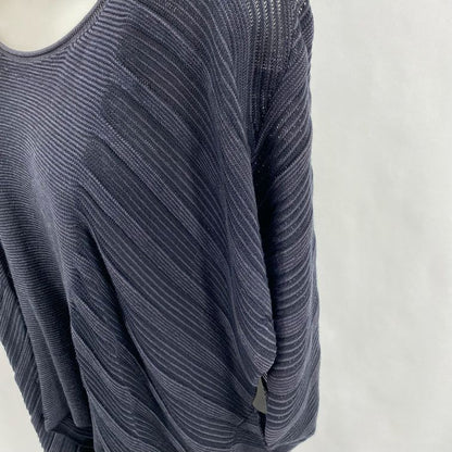 Size M EILEEN FISHER Shirt