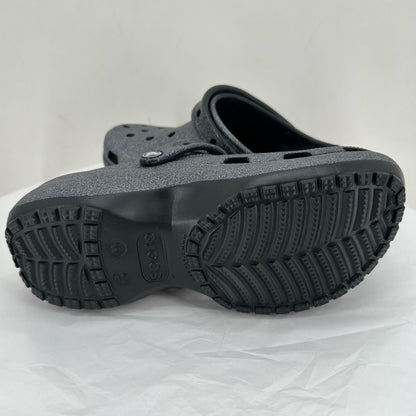 Silver W Shoe Size 9 CROCS Clog
