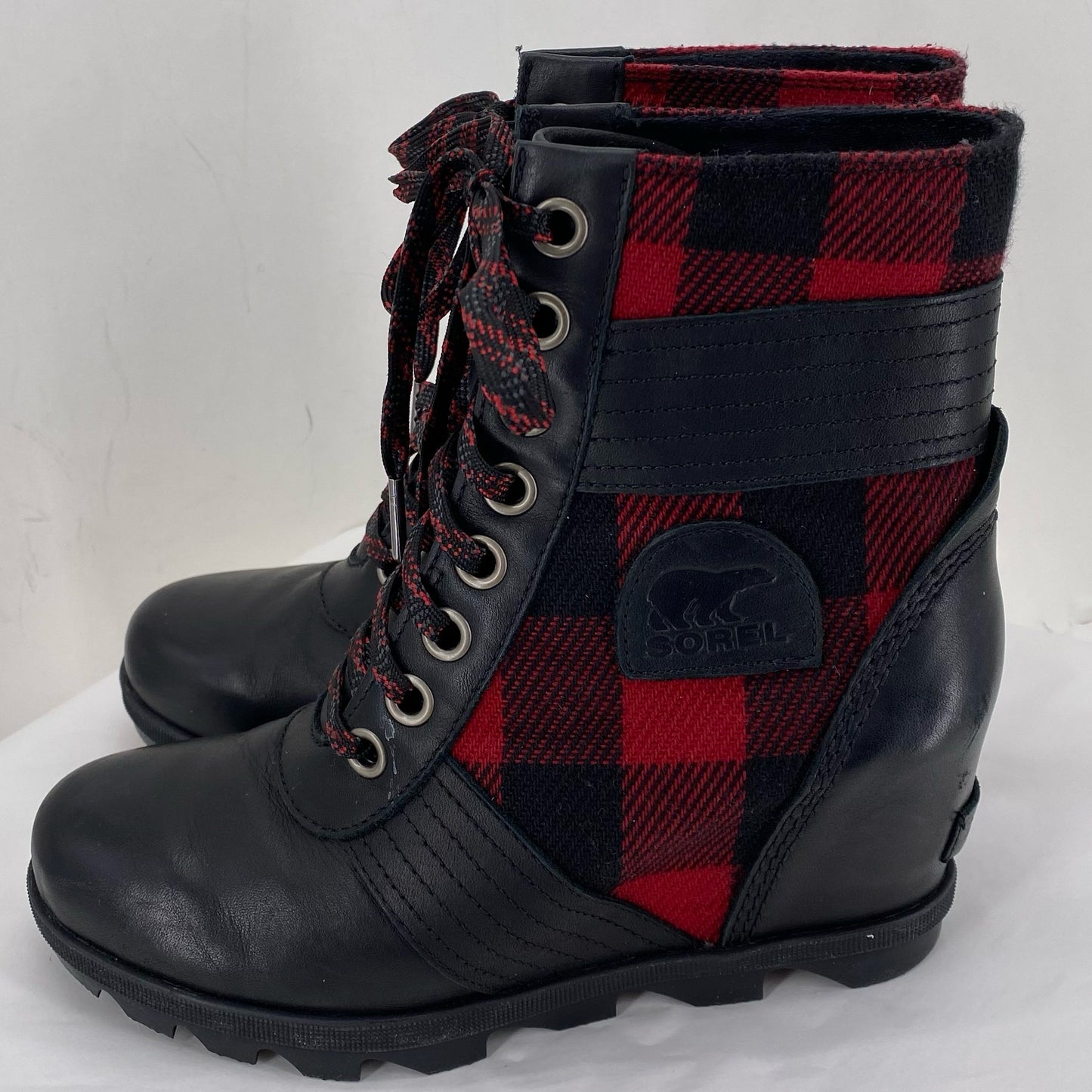 BLACK/RED W Shoe Size 8.5 SOREL Boots