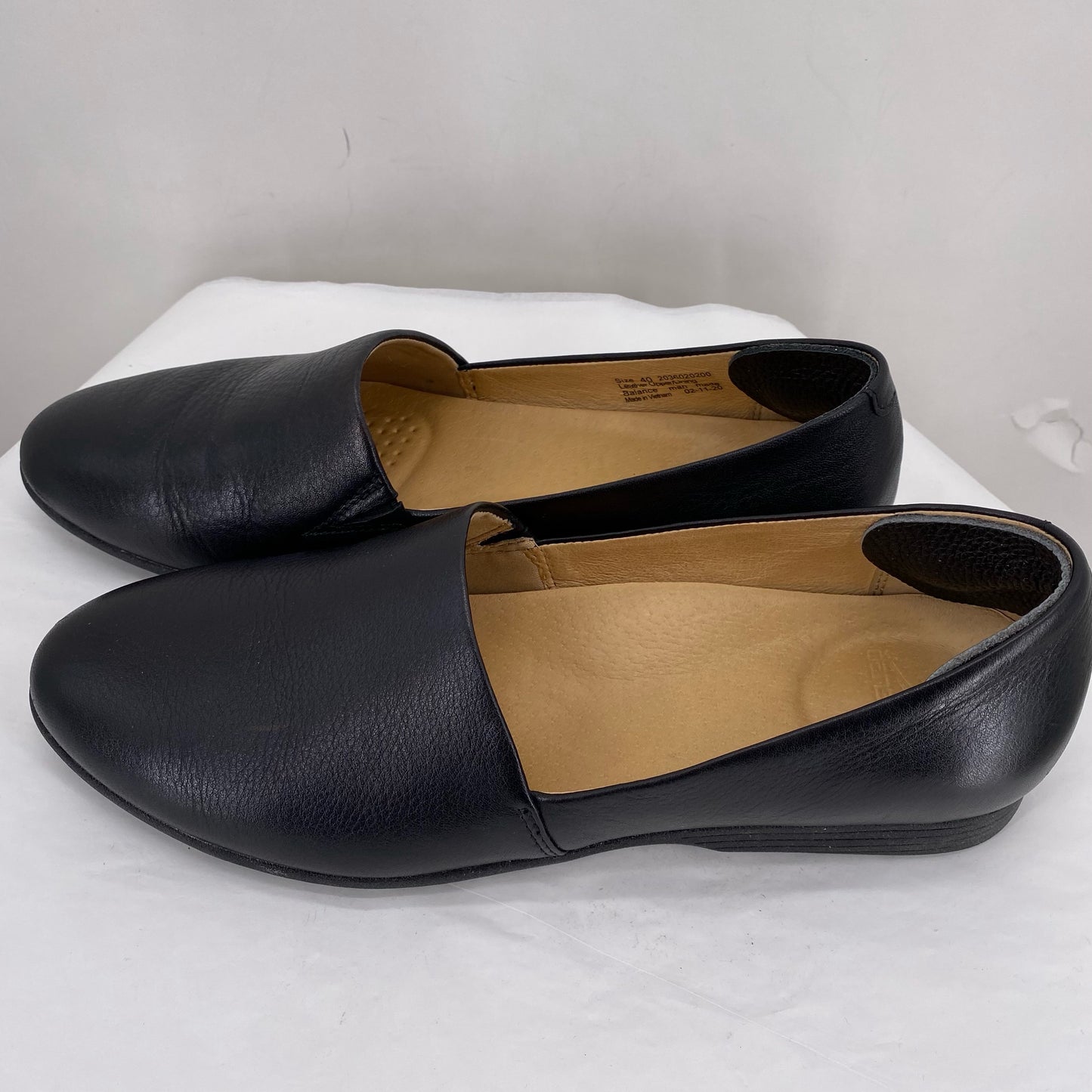 Black W Shoe Size 40 DANSKO Flats
