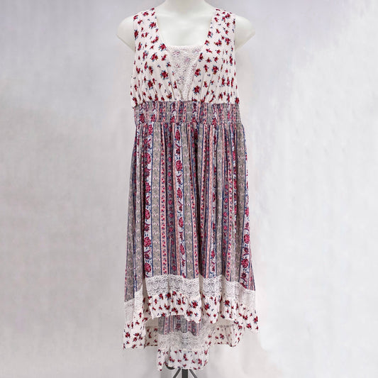Size 3 TORRID FLOWERS Dress