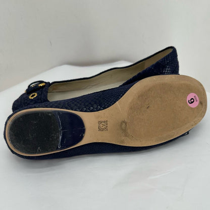 Navy W Shoe Size 9 ANNE KLEIN Flats