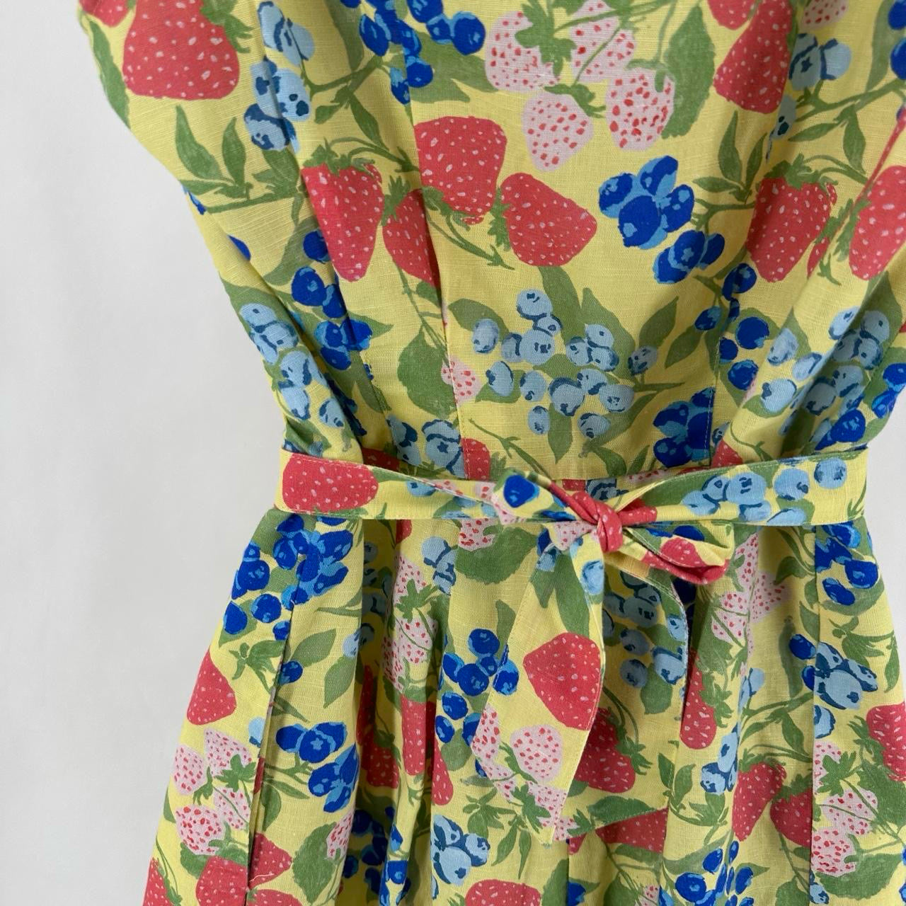 Size 6 RACHEL ANTONOFF FLOWERS Dress