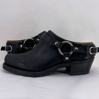 Black W Shoe Size 9.5 FRYE shooties/booties