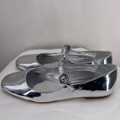 Silver W Shoe Size 10 Flats