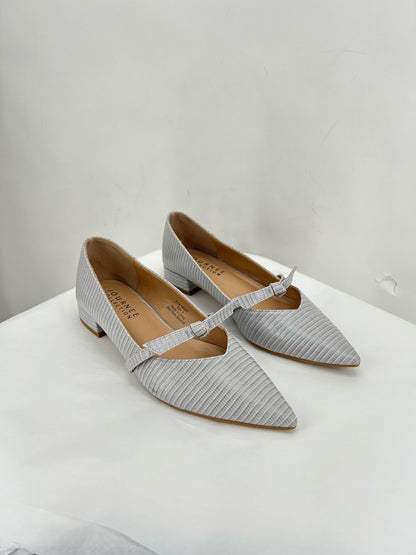 Gray W Shoe Size 9 JOURNEE COLLECTION Flats