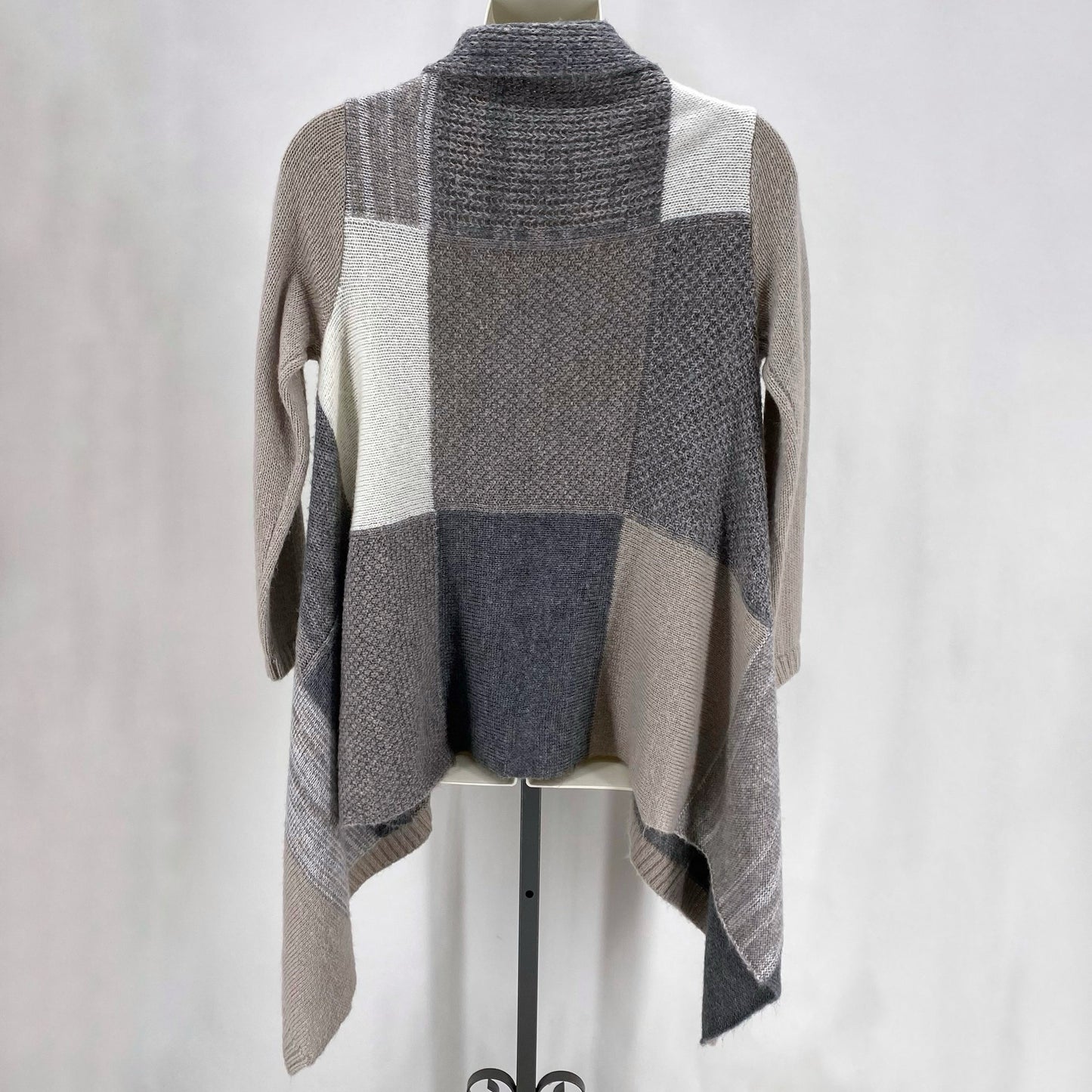 Size 1 CHICO'S Cardigan