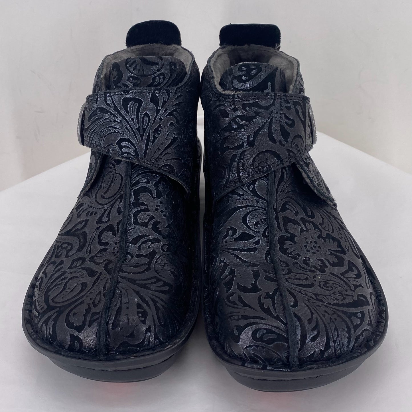 Black W Shoe Size 37 ALEGRIA shooties/booties