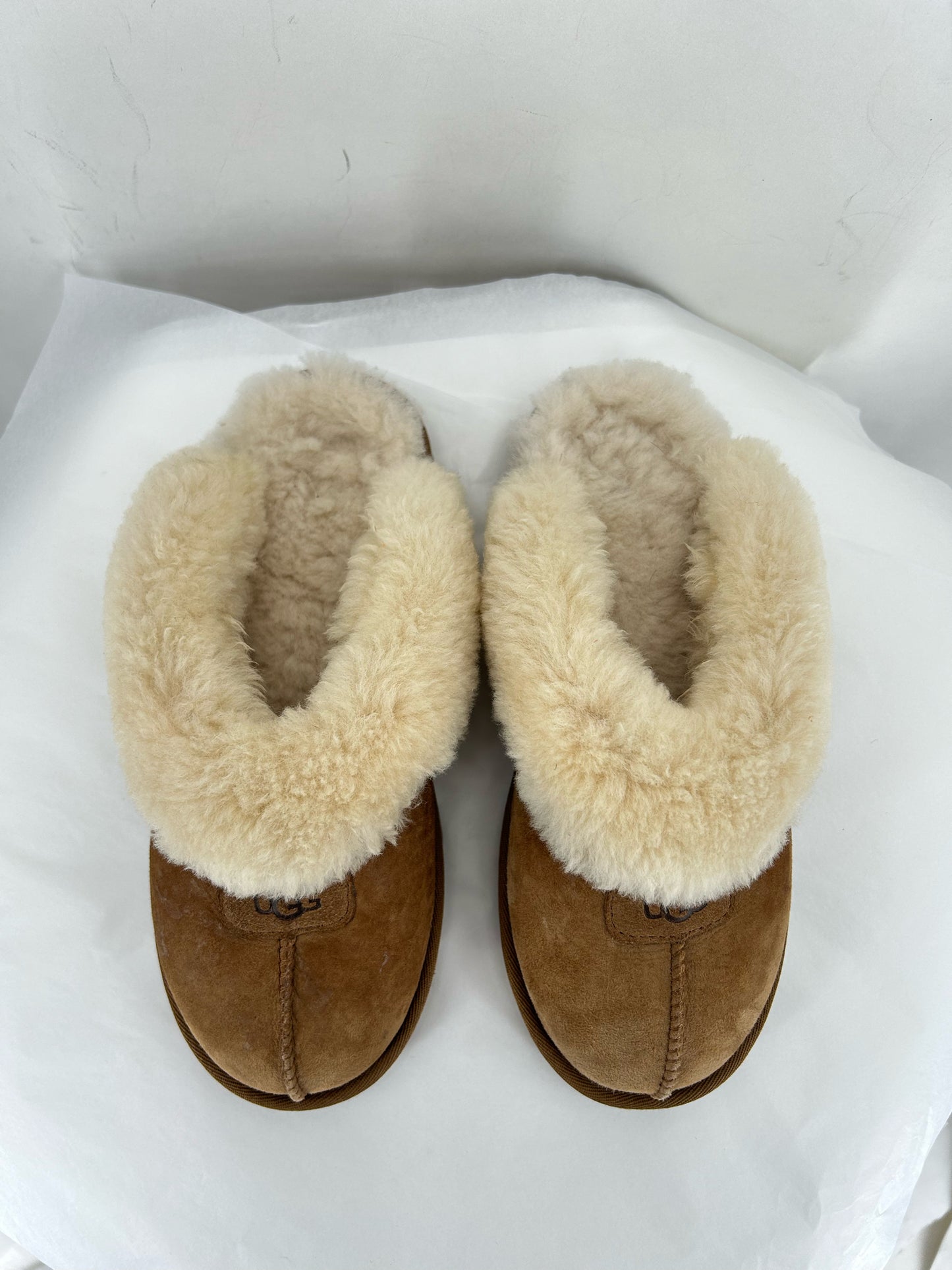 BROWN W Shoe Size 7 UGG Flats