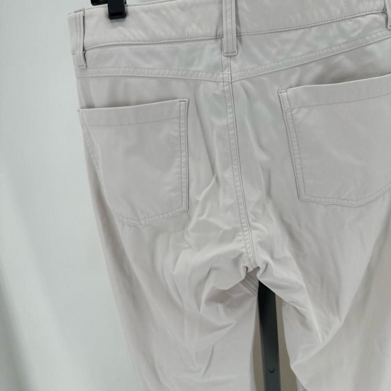Khaki Size 32 JOHNNIE O Men's Apparel