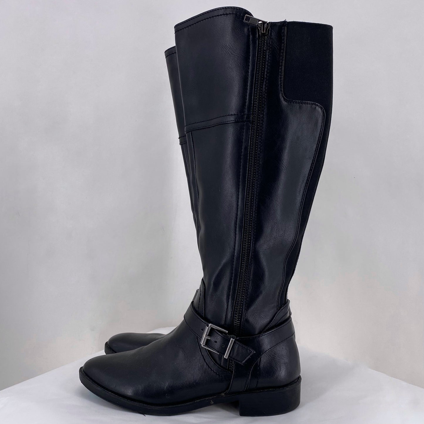 Black W Shoe Size 7.5 MERONA Boots