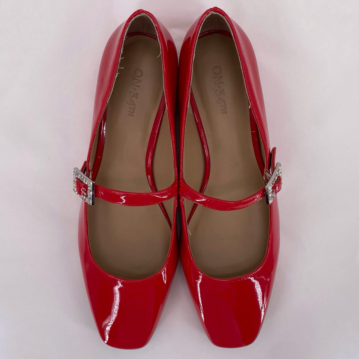 Red W Shoe Size 8.5 ON 34TH Flats