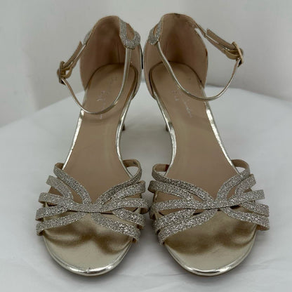 GOLD W Shoe Size 7.5 PARADOX Heels