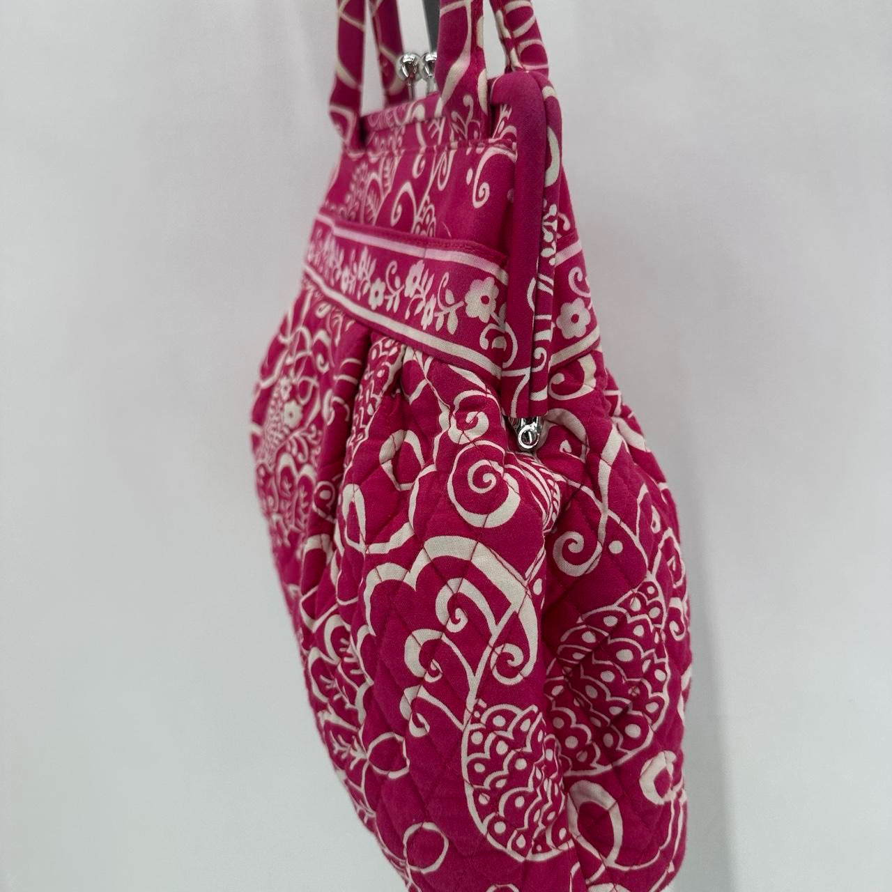 PINK/WHITE VERA BRADLEY FABRIC Shoulder Bag
