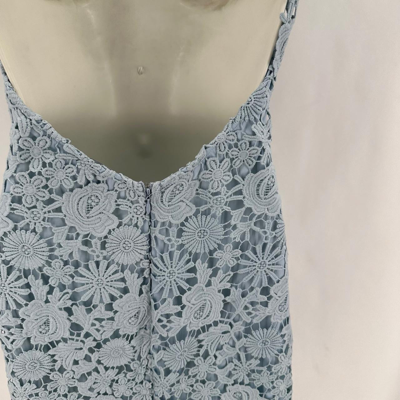 Size XS LULUS HEAVY LACE Dress