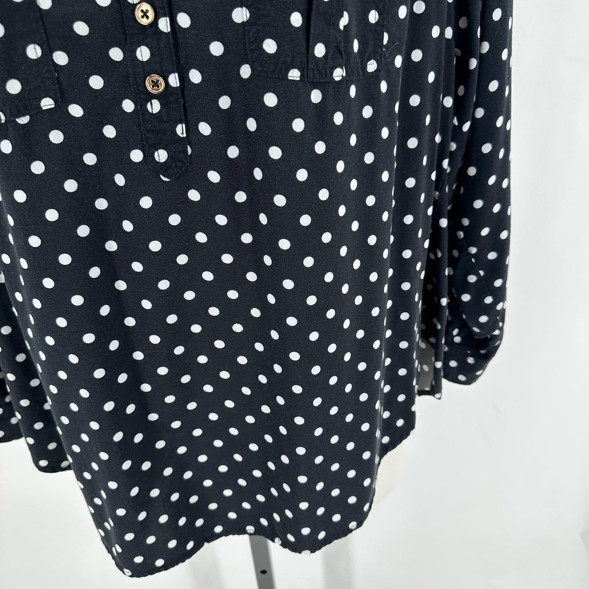 Size 2 TORRID Polka Dot Shirt