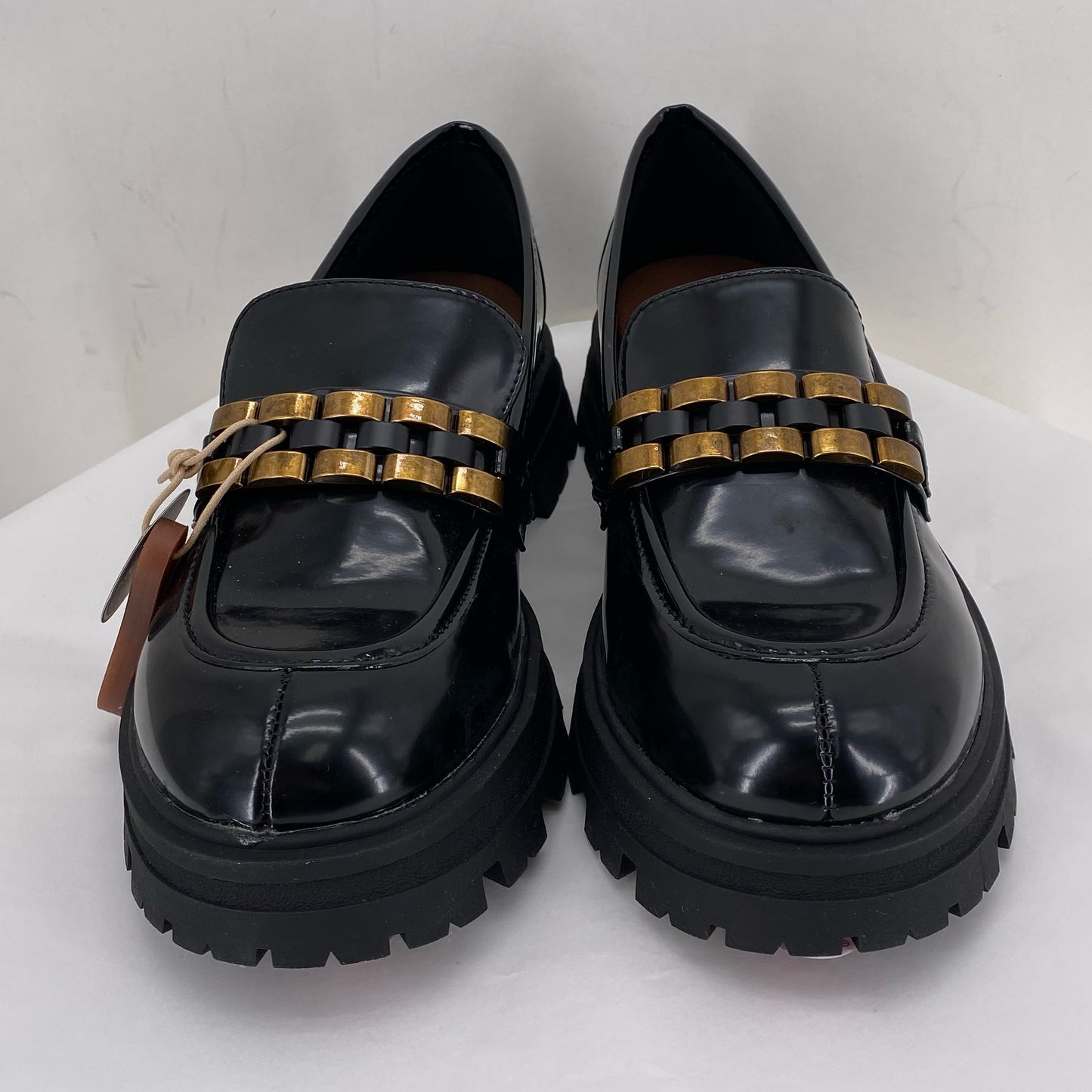 Black W Shoe Size 9 MIA Loafer