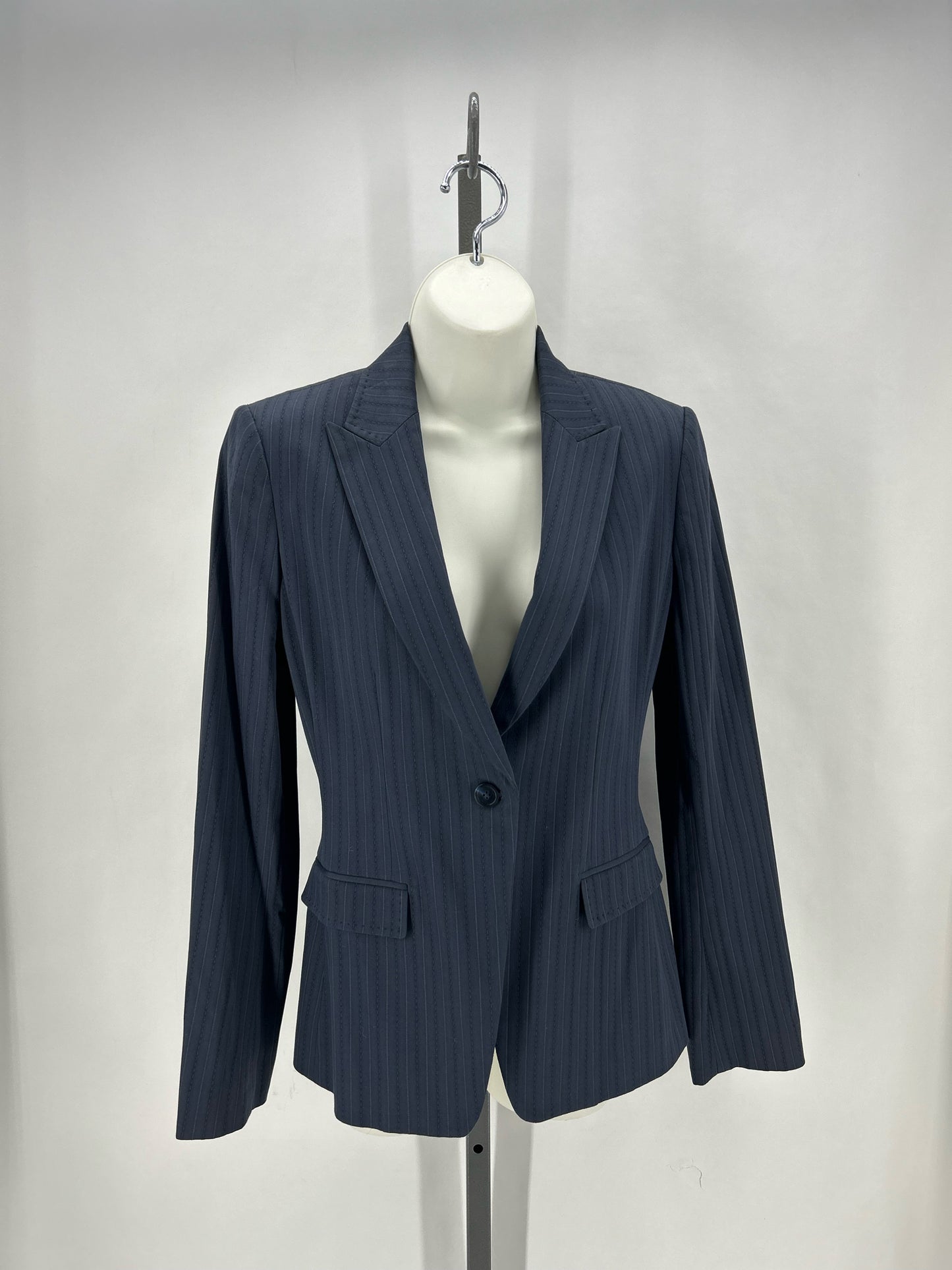 Size 4 ELIE TAHARI Pinstripe Blazer