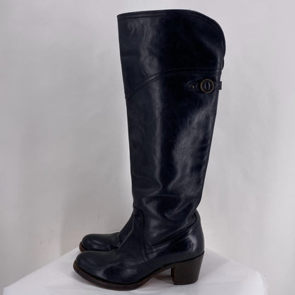Black W Shoe Size 8 FRYE Boots