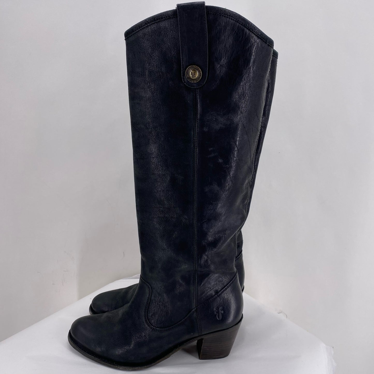 Black W Shoe Size 8 FRYE Boots
