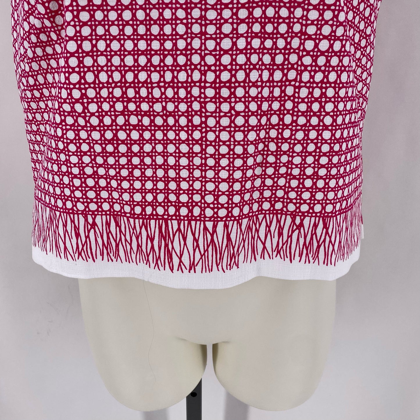Size 10 TRINA TURK CIRCLES Shirt