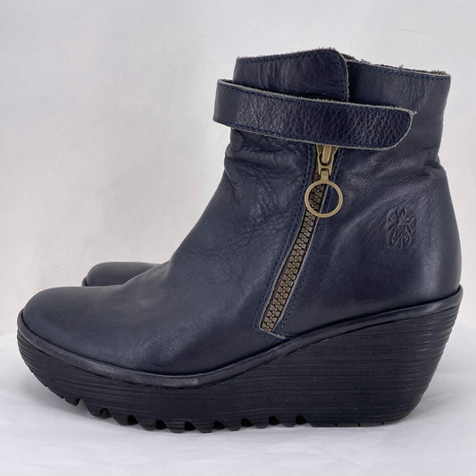 Black W Shoe Size 40 LONDON FLY Boots