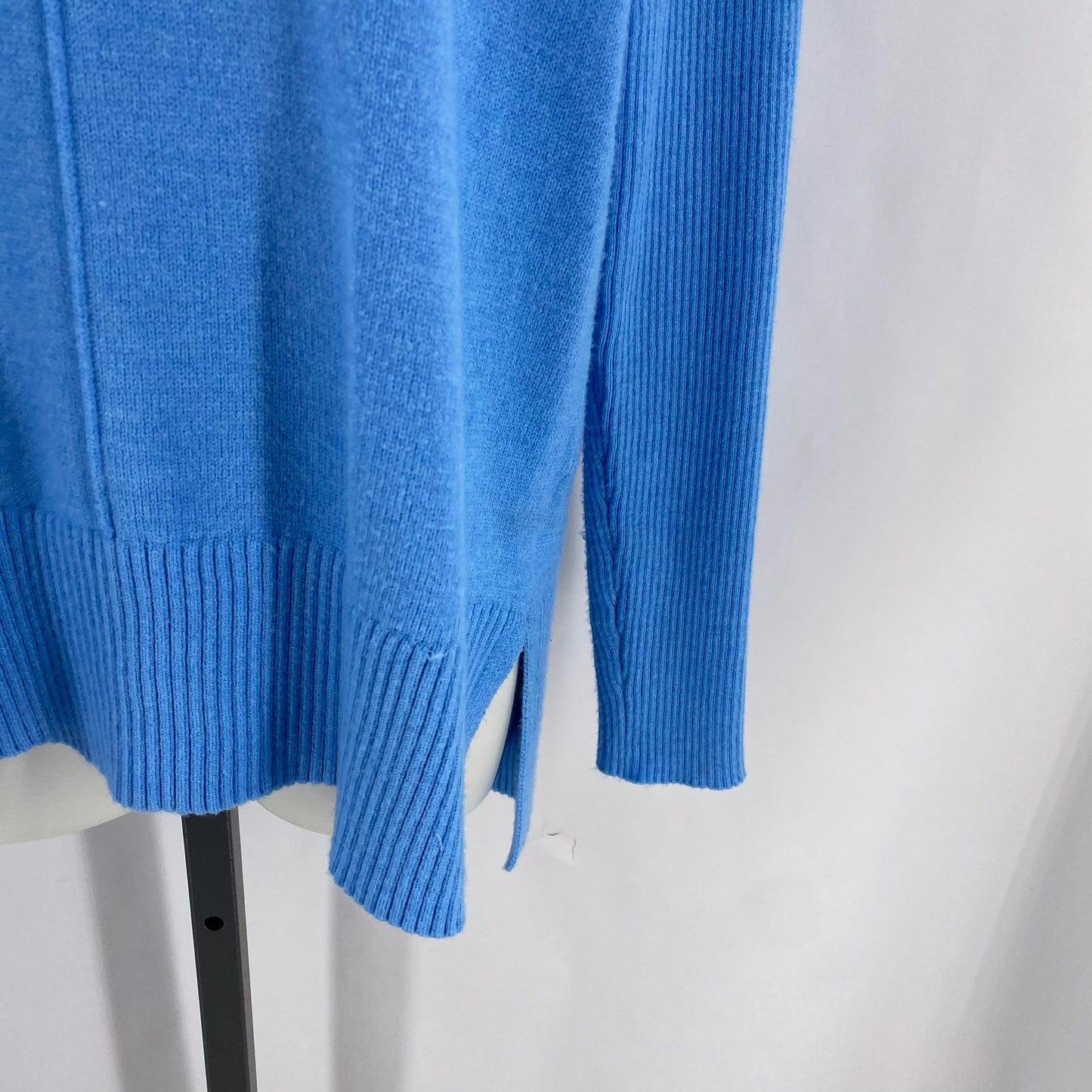 Size M LILLY PULITZER Sweater