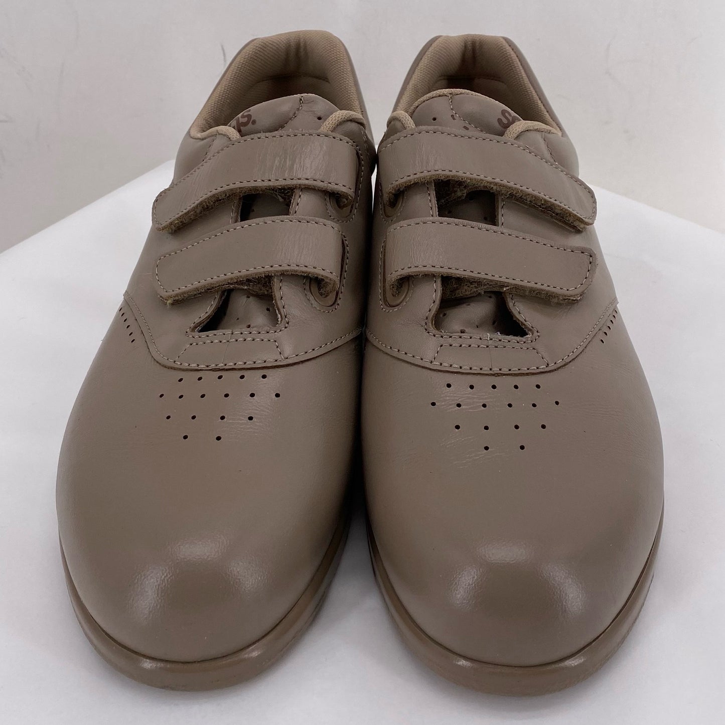 BROWN W Shoe Size 8.5 SAS Sneakers